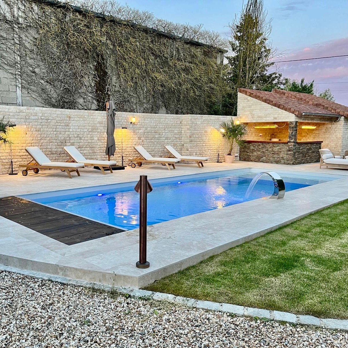 ID9Piscines_Piscinessurmesure1